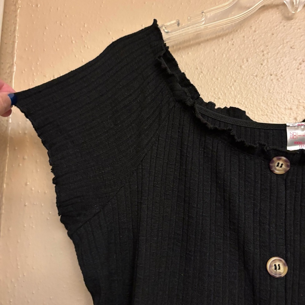 Black Ribbed Button-Front Dress - Picture 4 of 10